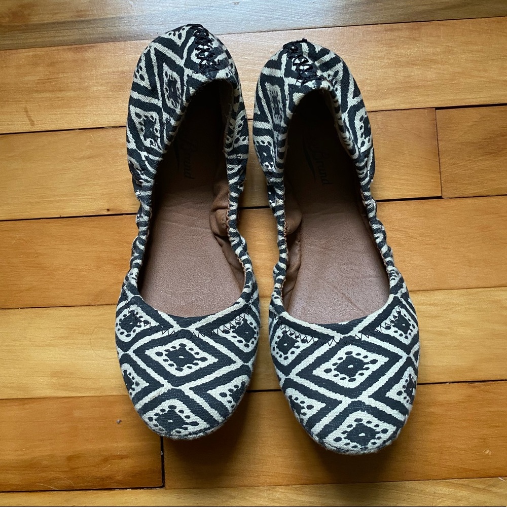 Lucky Brand patterned ballet flats
